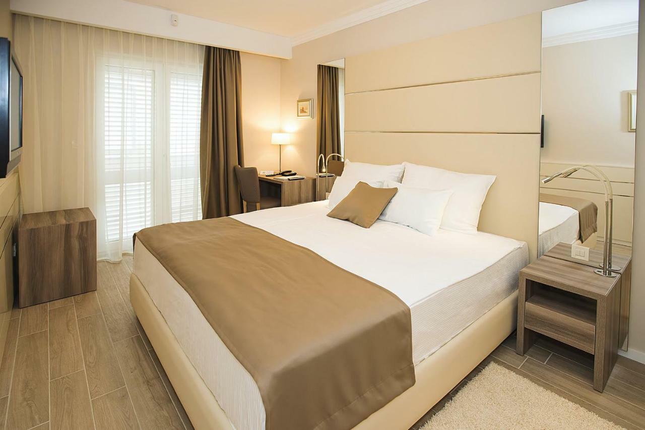 Hotel Rova 4*