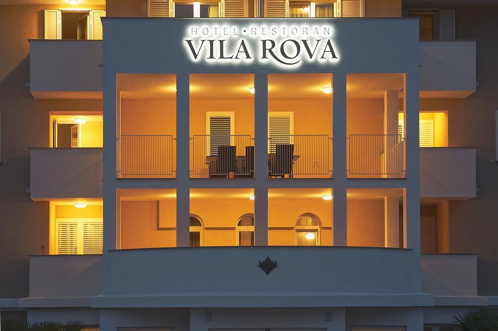 Rova 4*