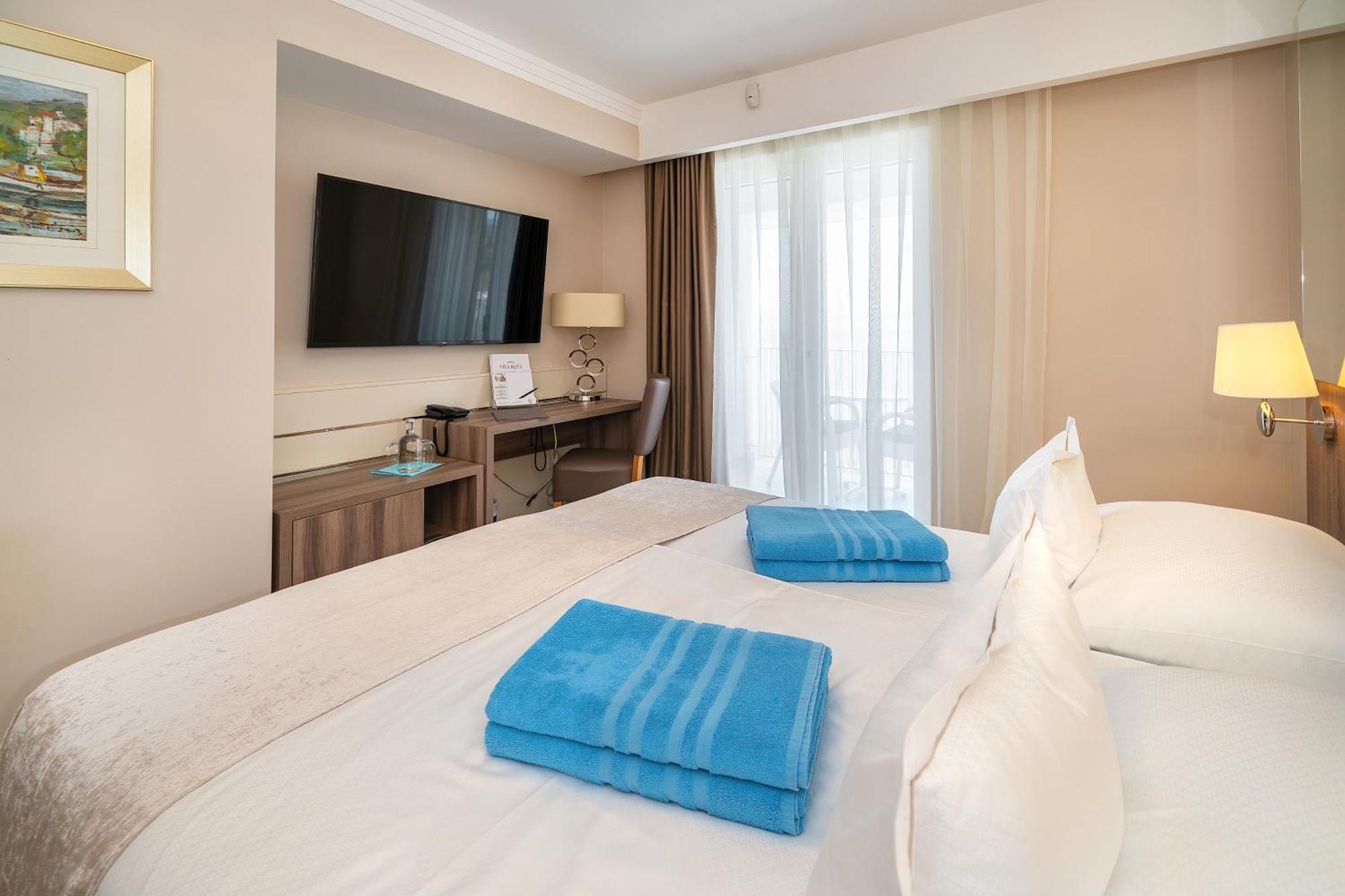 Hotel Rova 4*