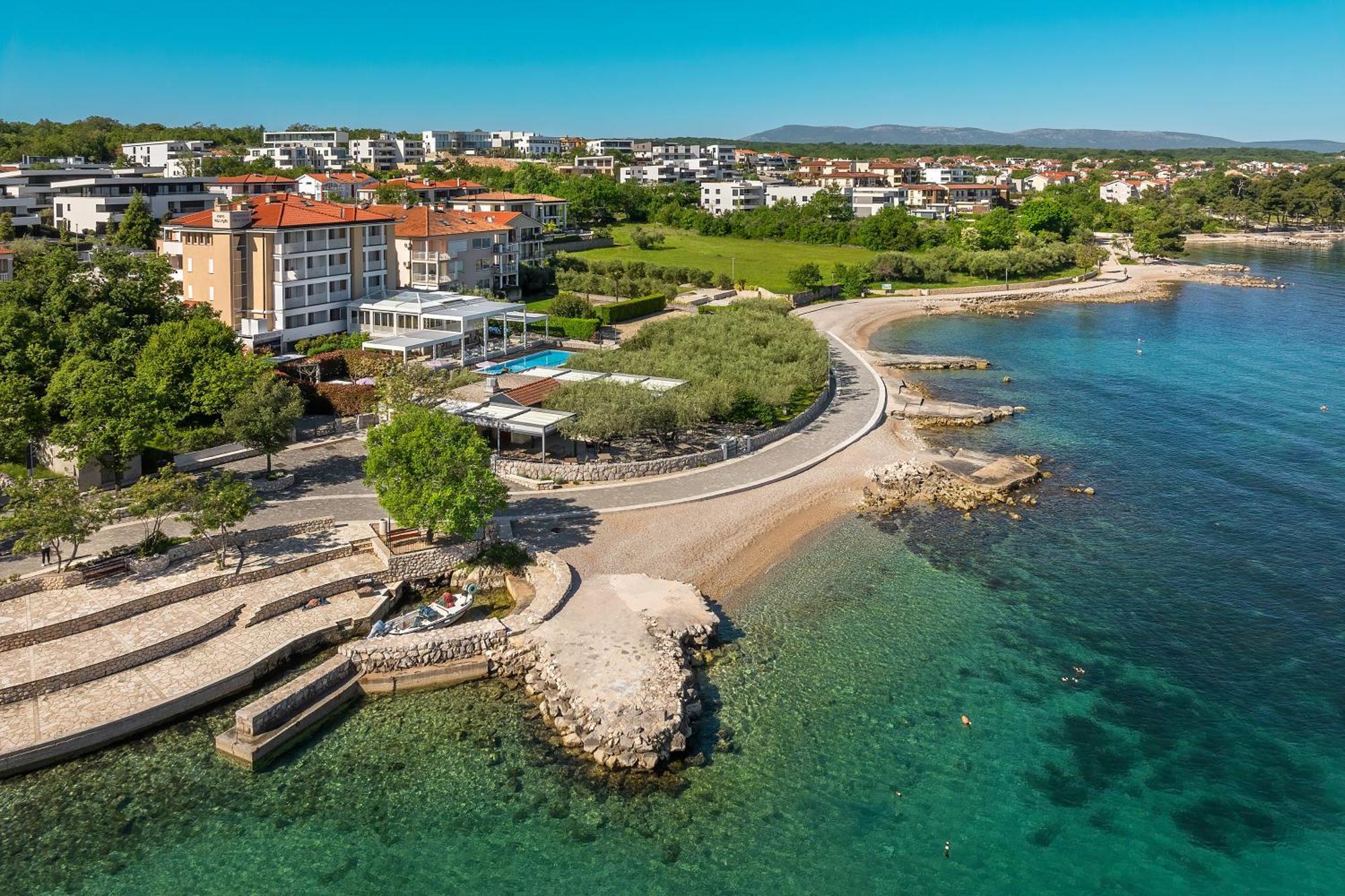 Hotel Rova 4*