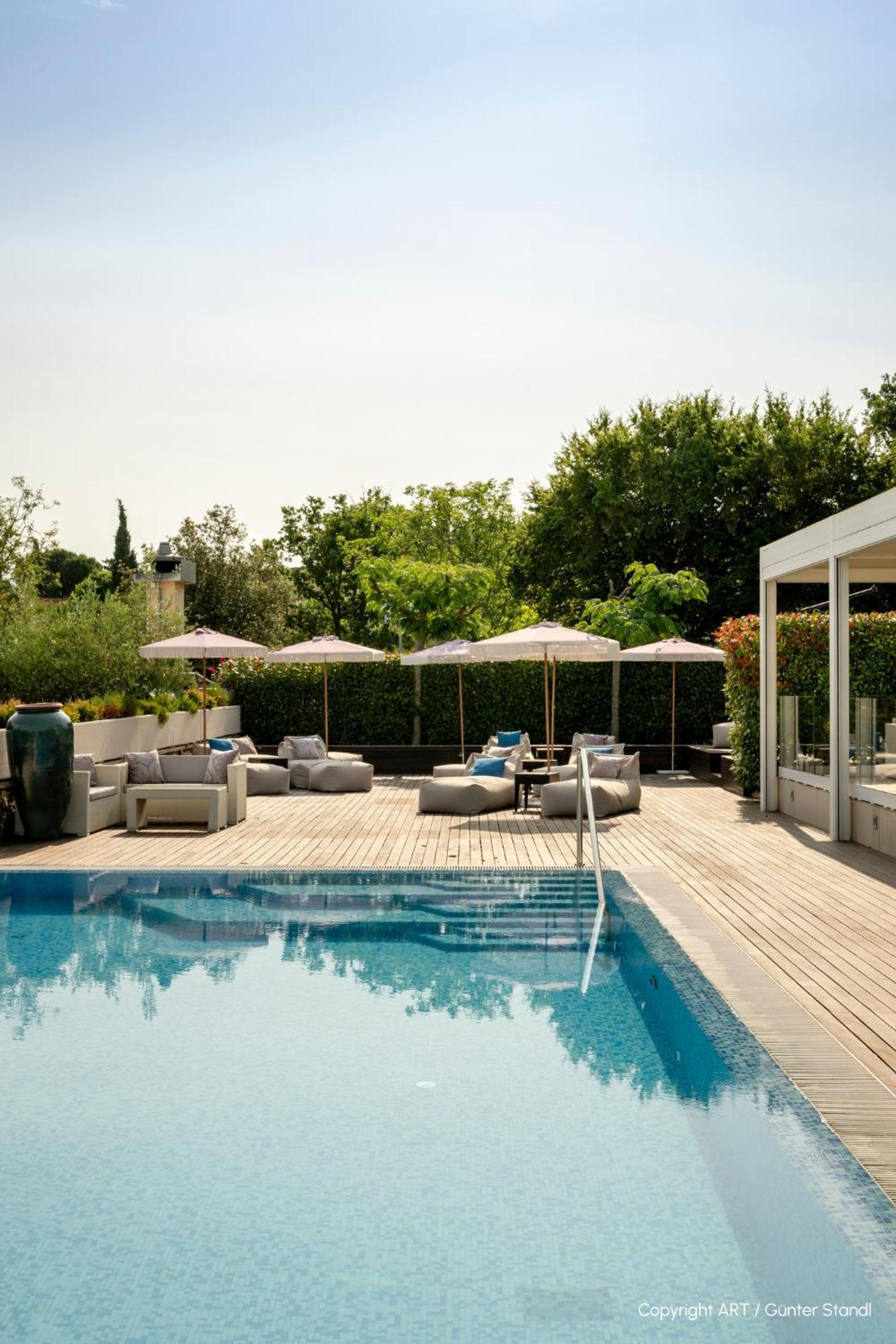 Hotel Rova 4*
